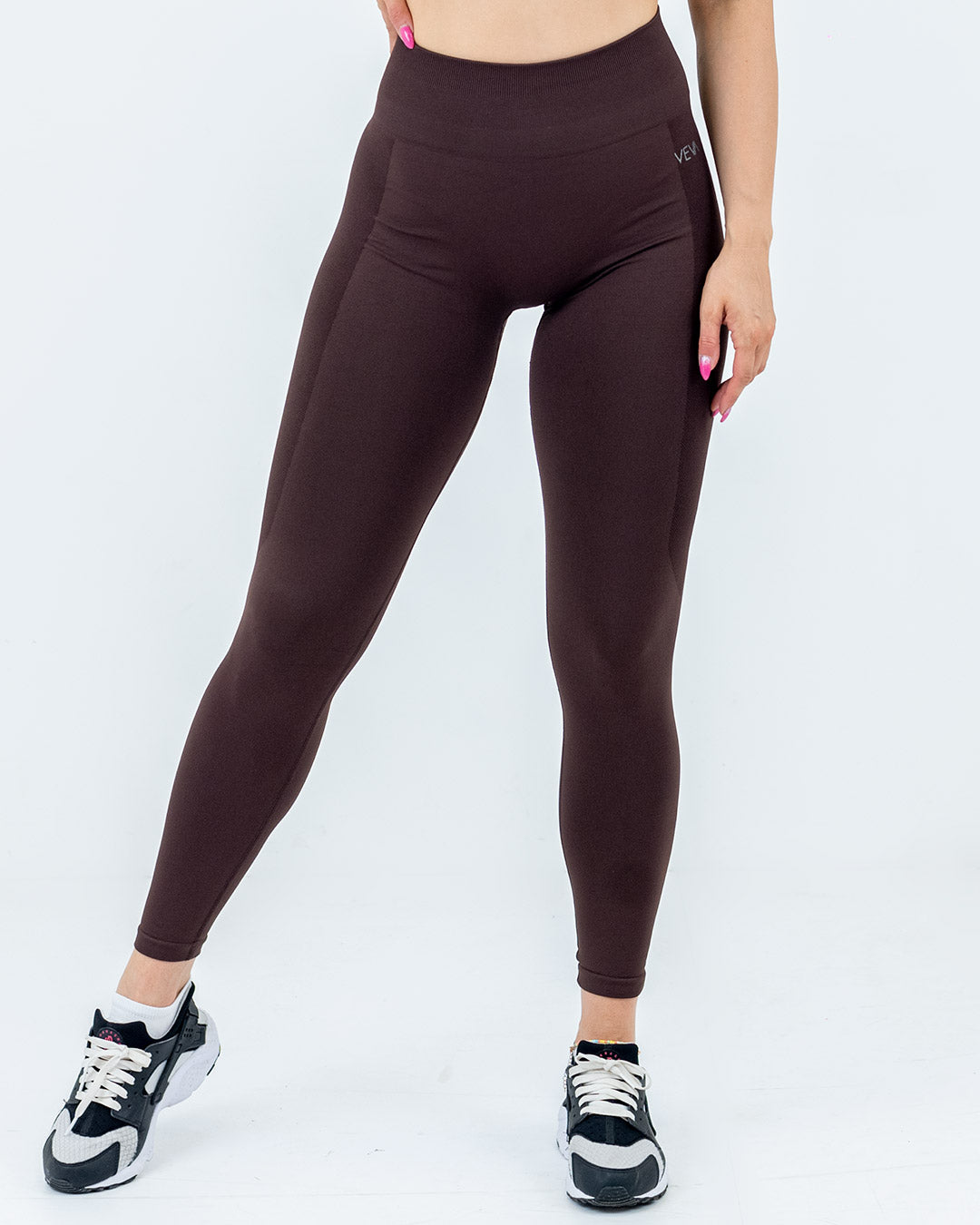 VEVAwear Confident Leggings Chocolate Brown – close-up detail