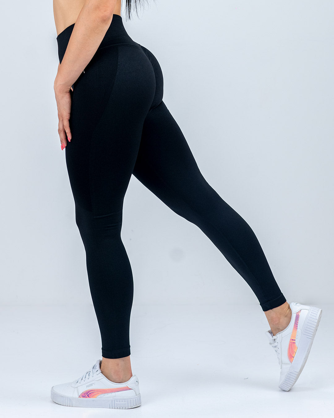 VEVAwear Confident Leggings Mighty Black – side view