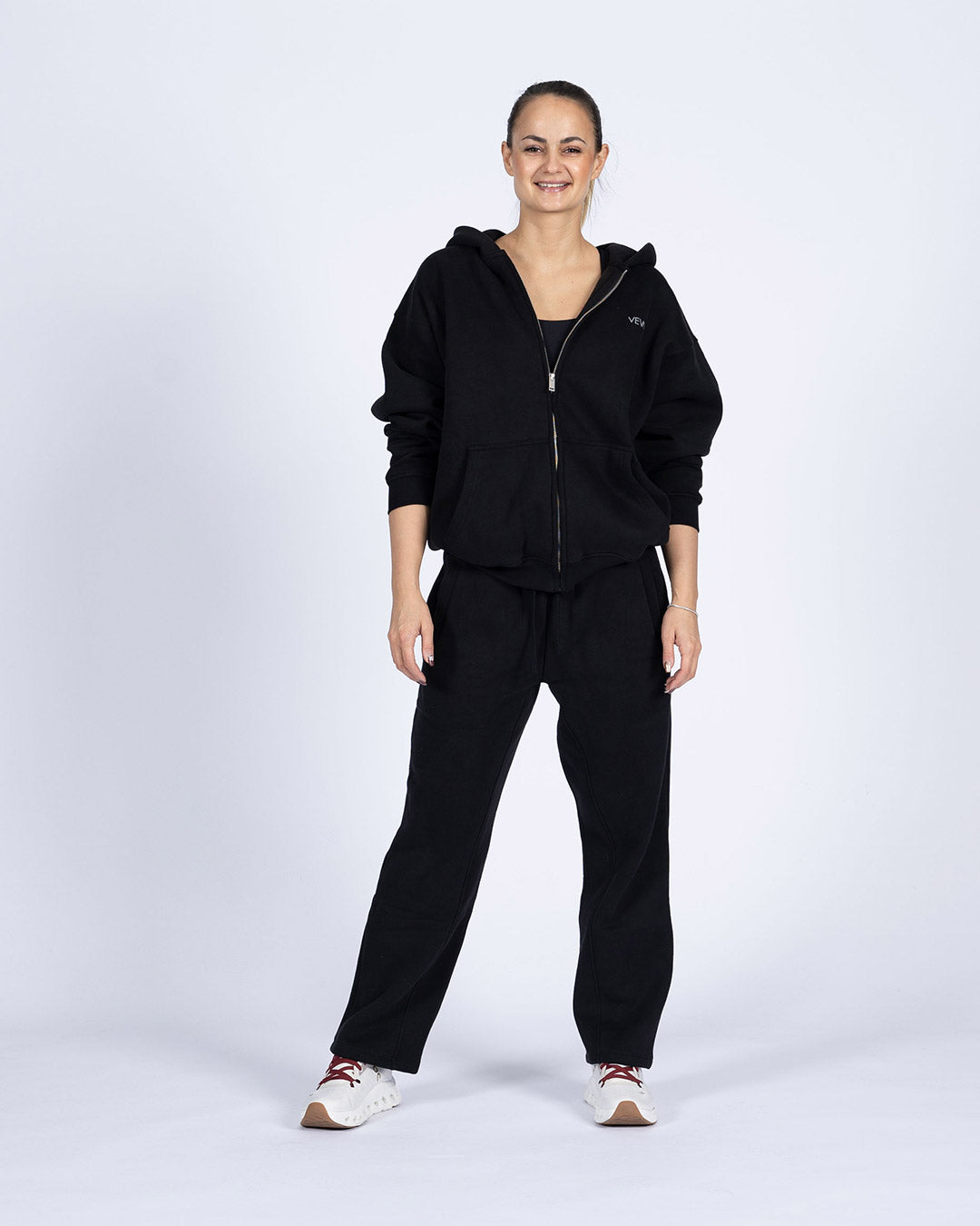 VEVAwear Soft Wide Pants Mighty Black – detajl izdelka