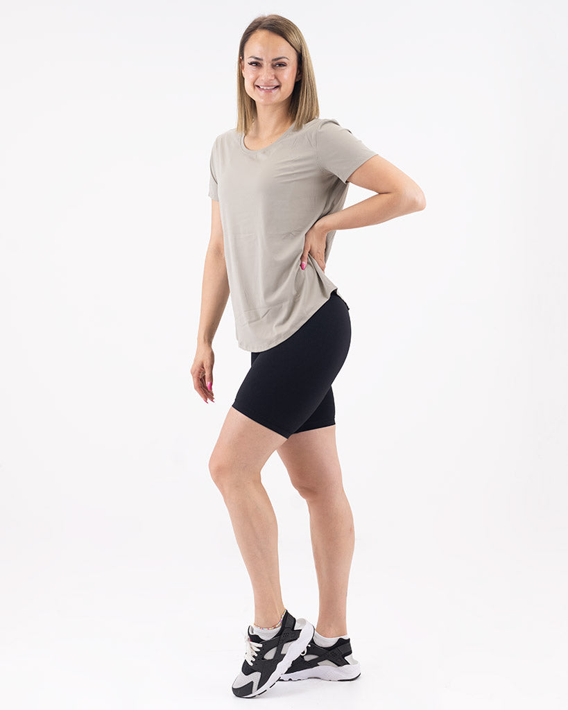 VEVAwear Feather T-shirt Taupe Beige – detajl izdelka