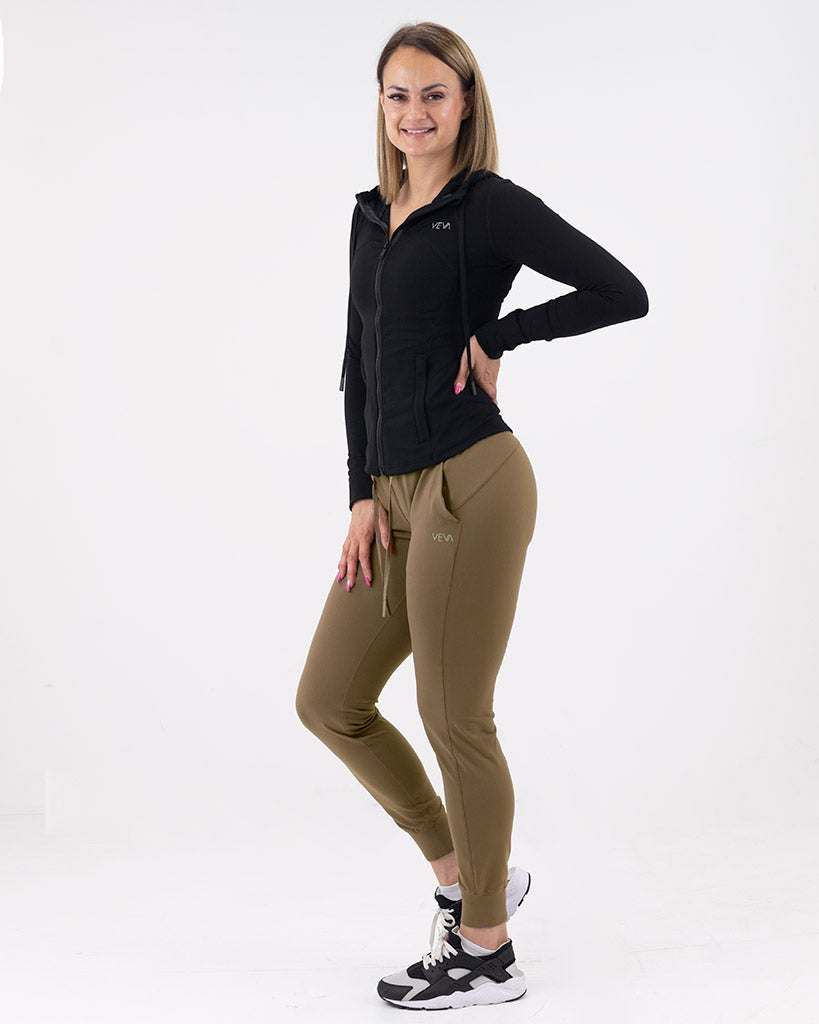 VEVAwear Feather Pants Sand Beige – pogled s strani