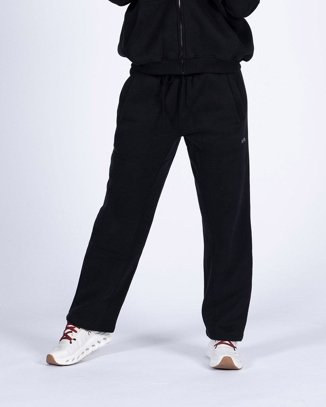 VEVAwear Soft Wide Pants Mighty Black – back view